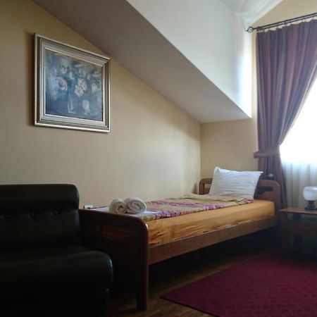 Hostel Bimbo Skopje Eksteriør billede