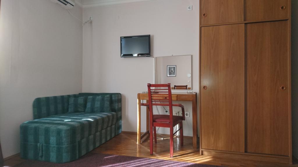 Hostel Bimbo Skopje Eksteriør billede